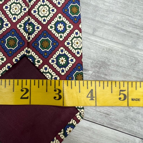 Polo Ralph Lauren Maroon, White, Green & Blue Pattern Tie - Picture 4 of 4